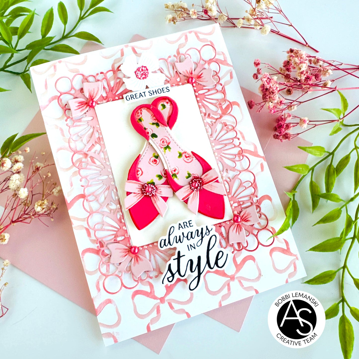 Delicate Frame & Friend Die Set