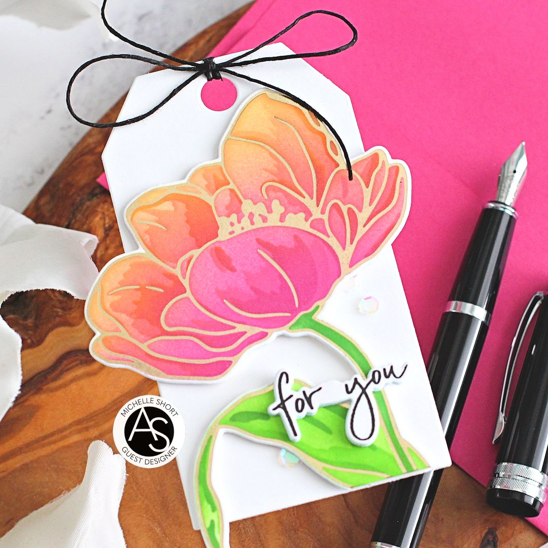 Tulips Treasure Hot Foil Plate Set