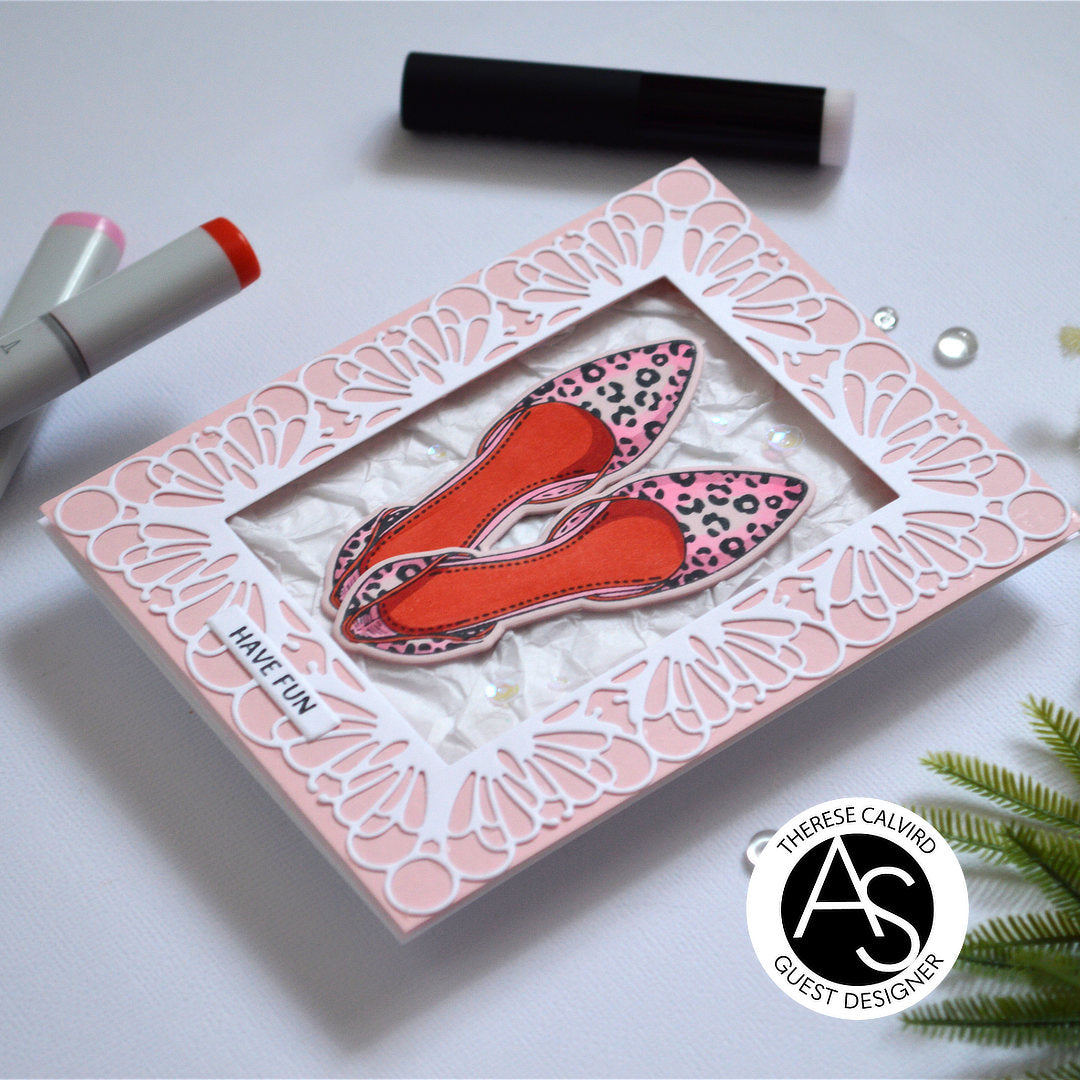 Delicate Frame & Friend Die Set